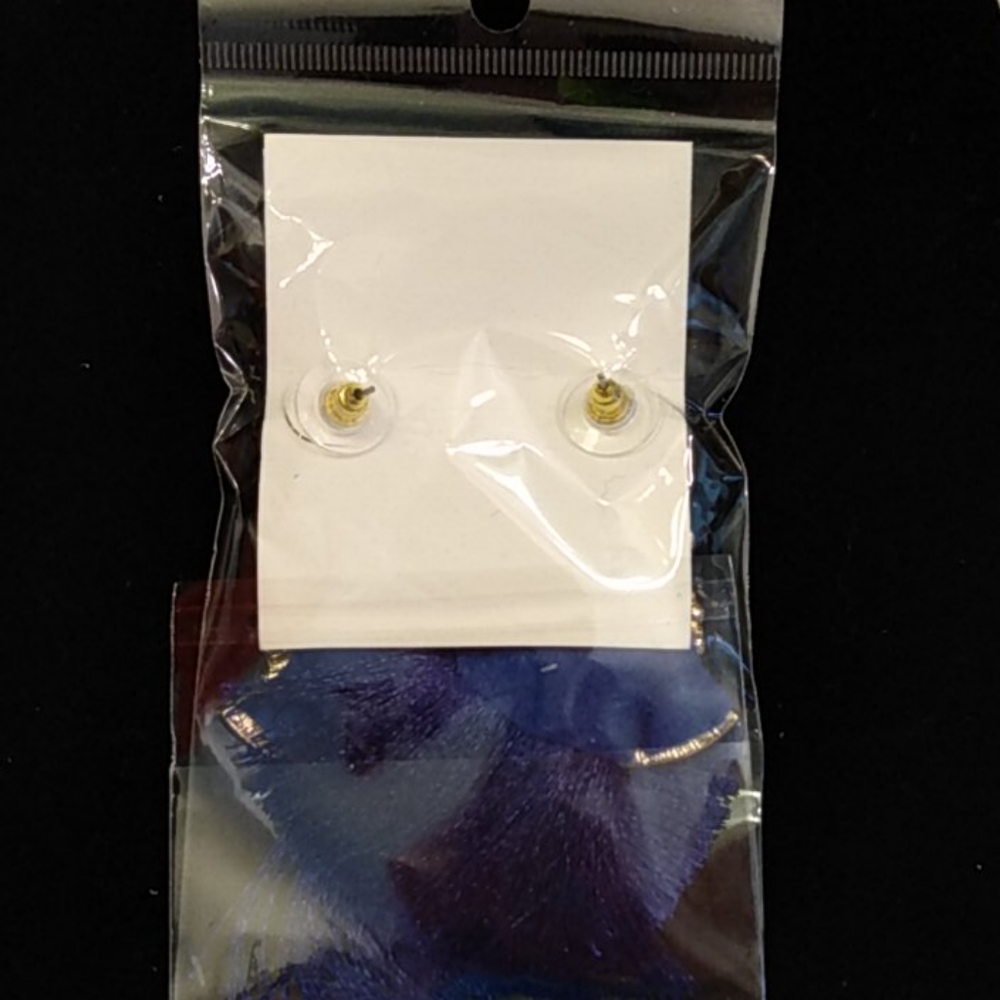 T&J Designs Earring Set - Picture 3 of 4